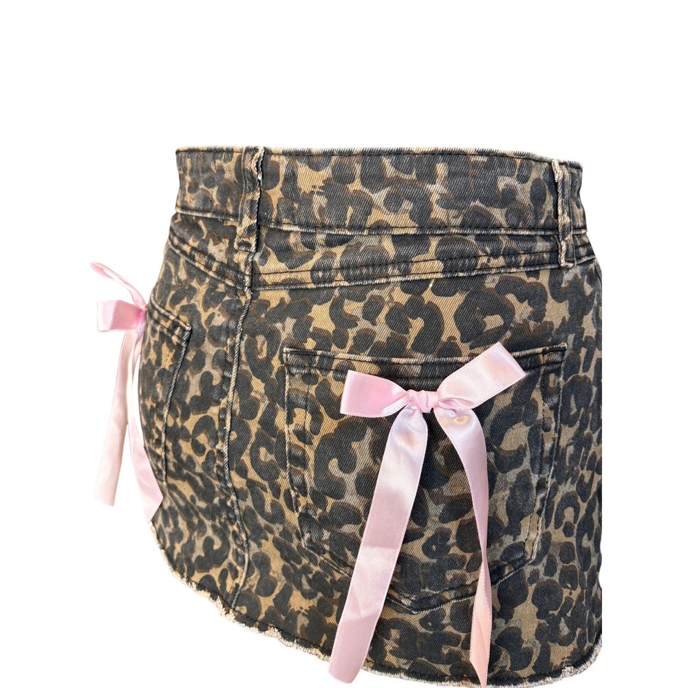 Leopard Print Pink Bow Accent Ashley Mason Mini Skirt Size 3/26 Brown